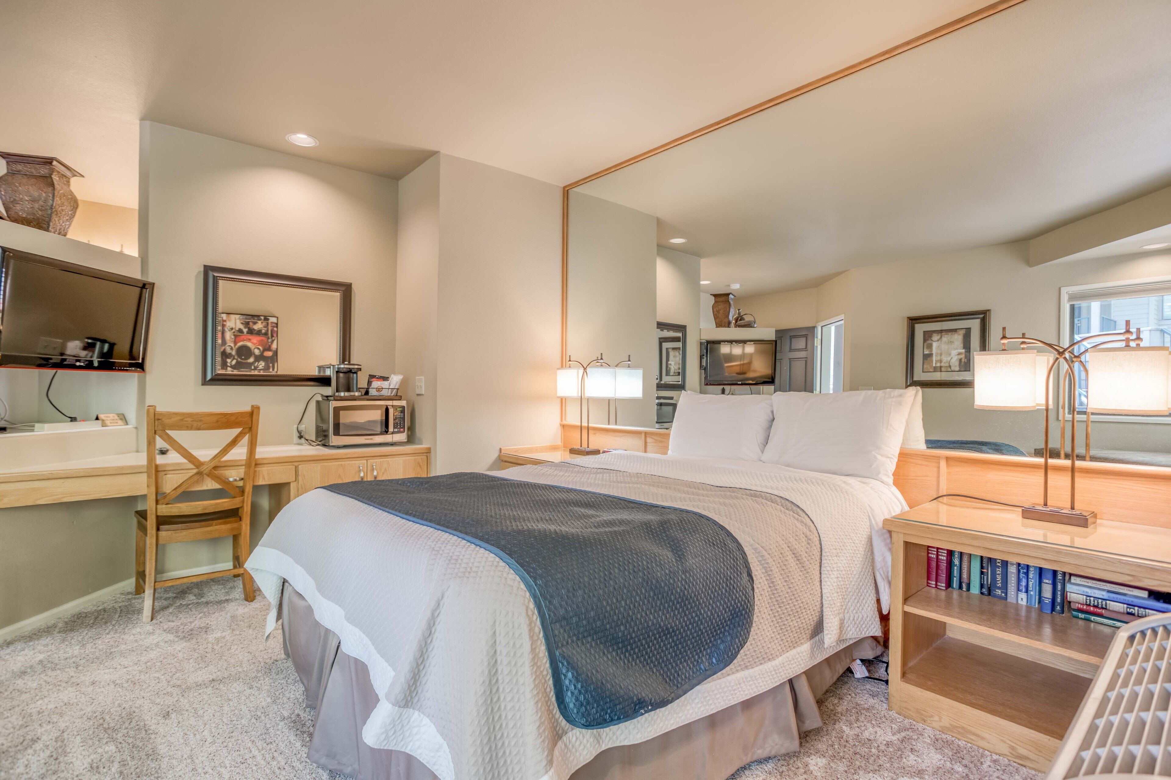 Private, hotel style suite in Bend with access to fitness center.
