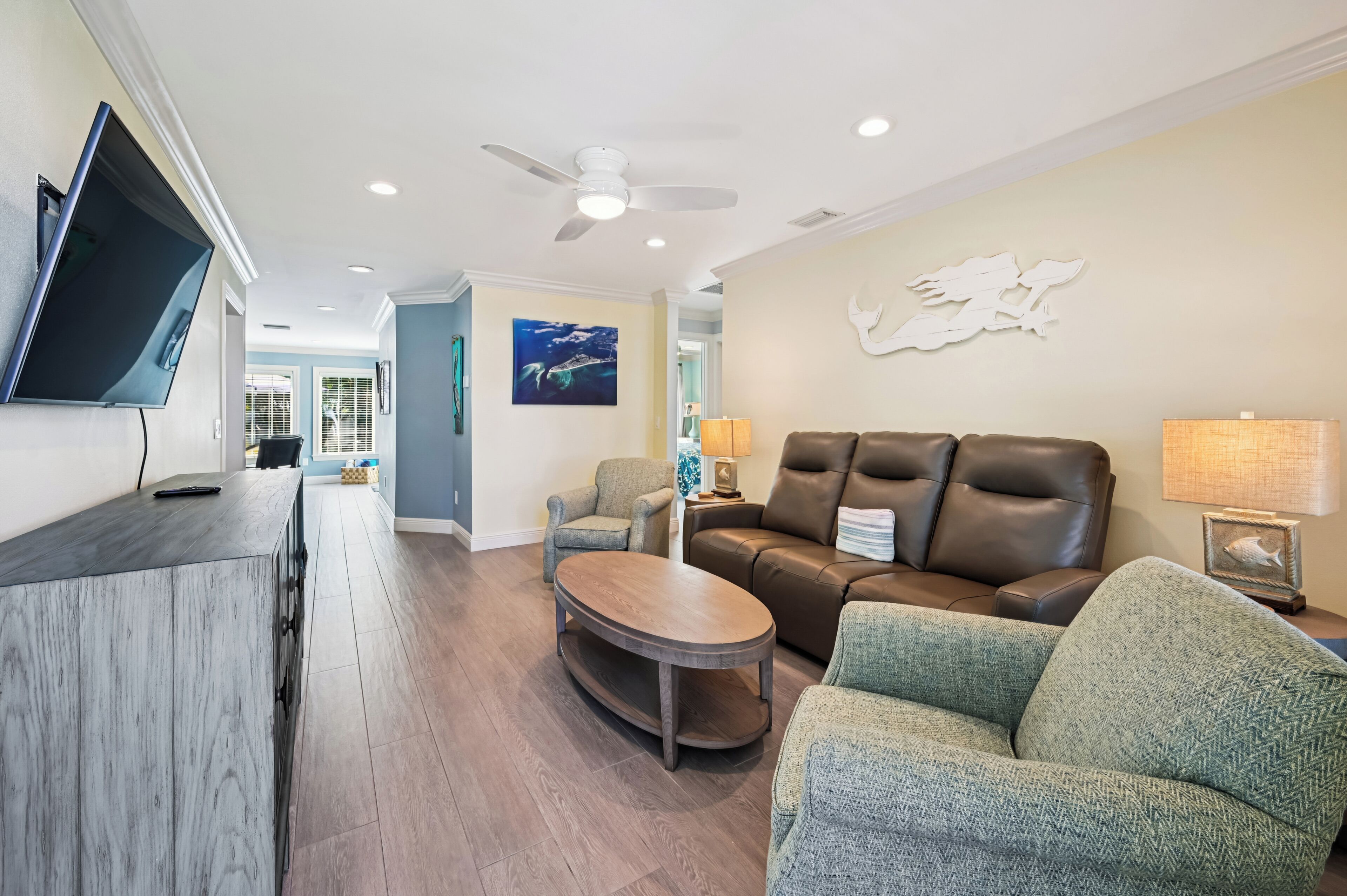 Recently Renovated Luxury Ground Floor Island Home Close To Beach!o Sleeps 4 - Longboat Key, FL