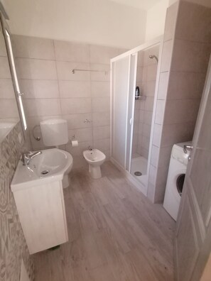 Haartrockner, Handtücher