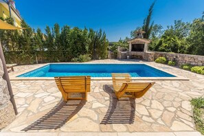 Piscine extérieure