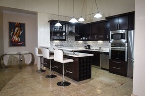 Fridge, microwave, oven, stovetop
