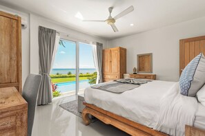 In-room safe, individually decorated, individually furnished, desk - Baan Rim Haad (Koh Samui)