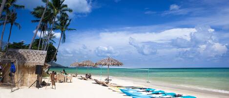On the beach, white sand, beach bar, kayaking