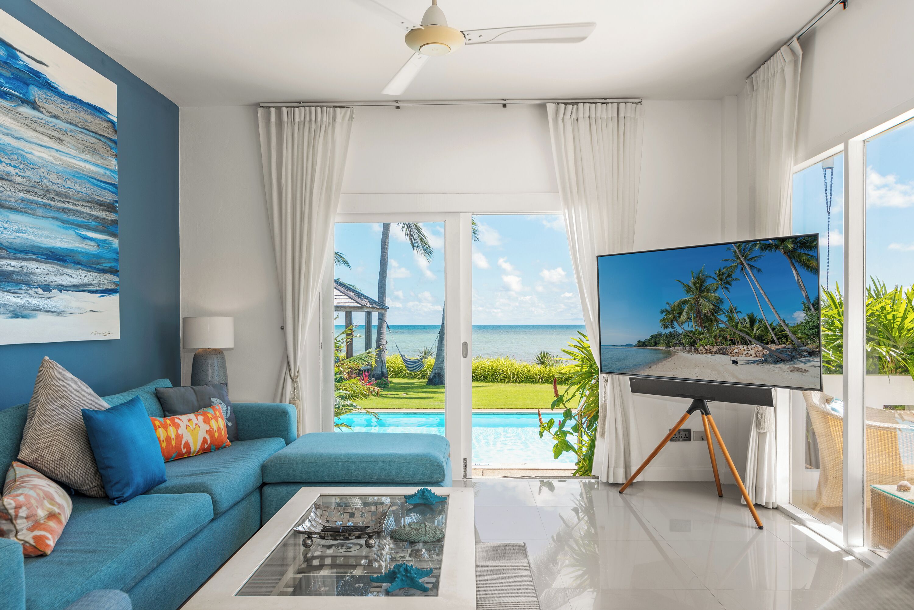 32-inch flat-screen TV with digital channels, TV, Netflix