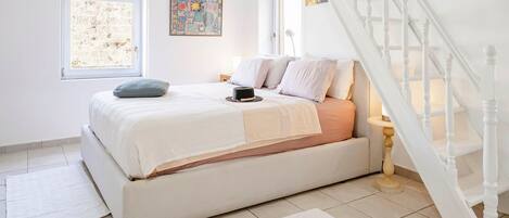 2 dormitorios, escritorio, tabla de planchar con plancha y wifi gratis