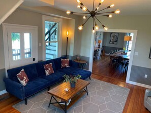 TV, peis og stereoanlegg