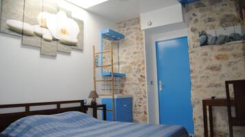 4 chambres, fer et planche Ă repasser, accĂšs Internet, draps fournis