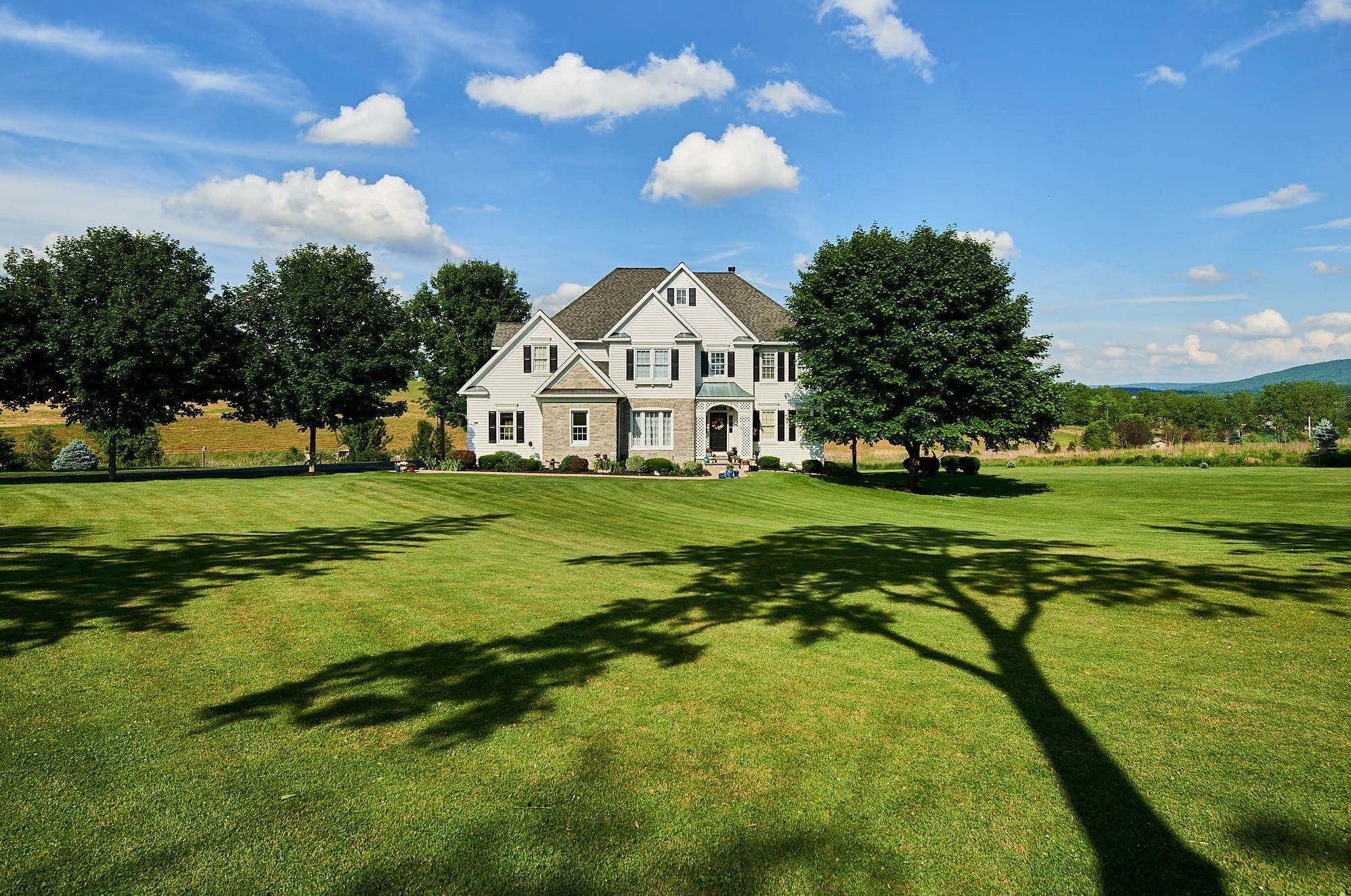 Beautiful PSU home in tranquil setting minutes from stadium