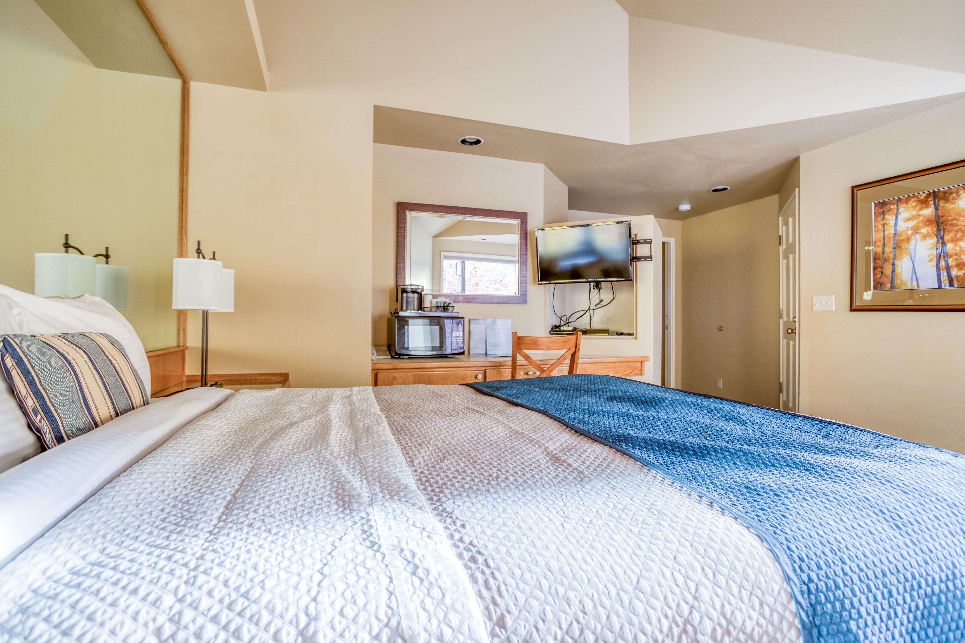 Private, hotel style suite in Bend with access to fitness center.