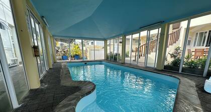 Pointe D Esny: Apartment - Luxury 1 bedroom