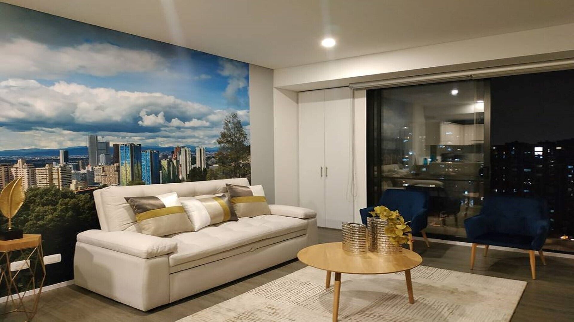 スマートテレビ