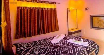 Peacock's Crest Resort