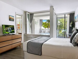 2 bedrooms, in-room safe, iron/ironing board, WiFi