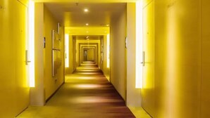 Interior detail - Lavande Hotel (Baiyun Ave North Metro Station) (Guangzhou)