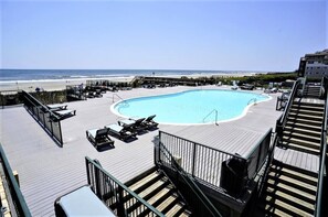 Outdoor pool - Enjoy open ocean views from this 1st floor coastal retreat! 4B/4ba, pool + more. (Ocean Isle)