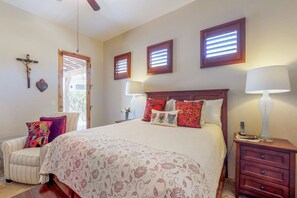 3 عدّة غرف نوم ومكواة/لوح كي وإنترنت مجاني وملاءات أسرّة