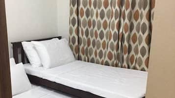 2 bedrooms, WiFi, bed sheets, wheelchair access