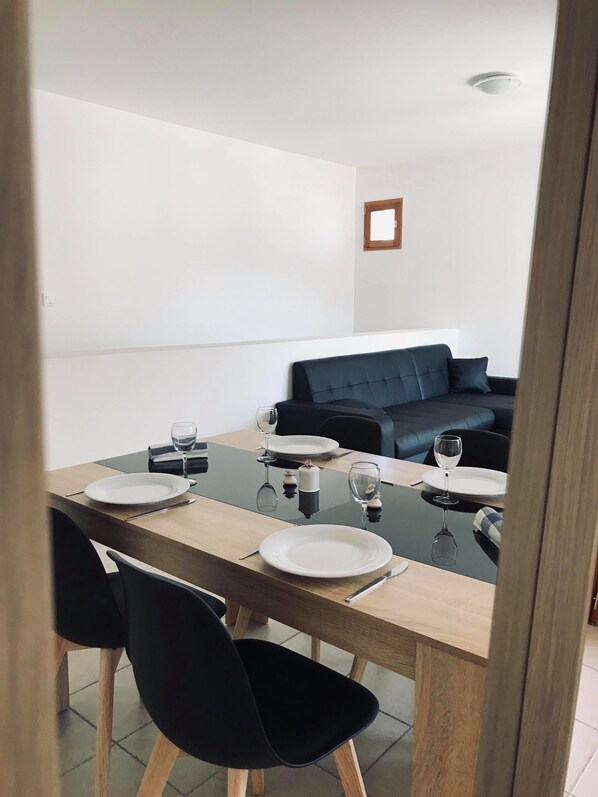 Panoramic Apartment, 3 Bedrooms, Lanai, City View | Living area - Résidences La Tour du Guet (Montbrun-les-Bains)