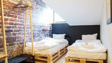 Standard Apartment, 2 Twin Beds | 1 bedroom, iron/ironing board, free WiFi, bed sheets