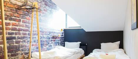 Standard Apartment, 2 Twin Beds | 1 bedroom, iron/ironing board, free WiFi, bed sheets