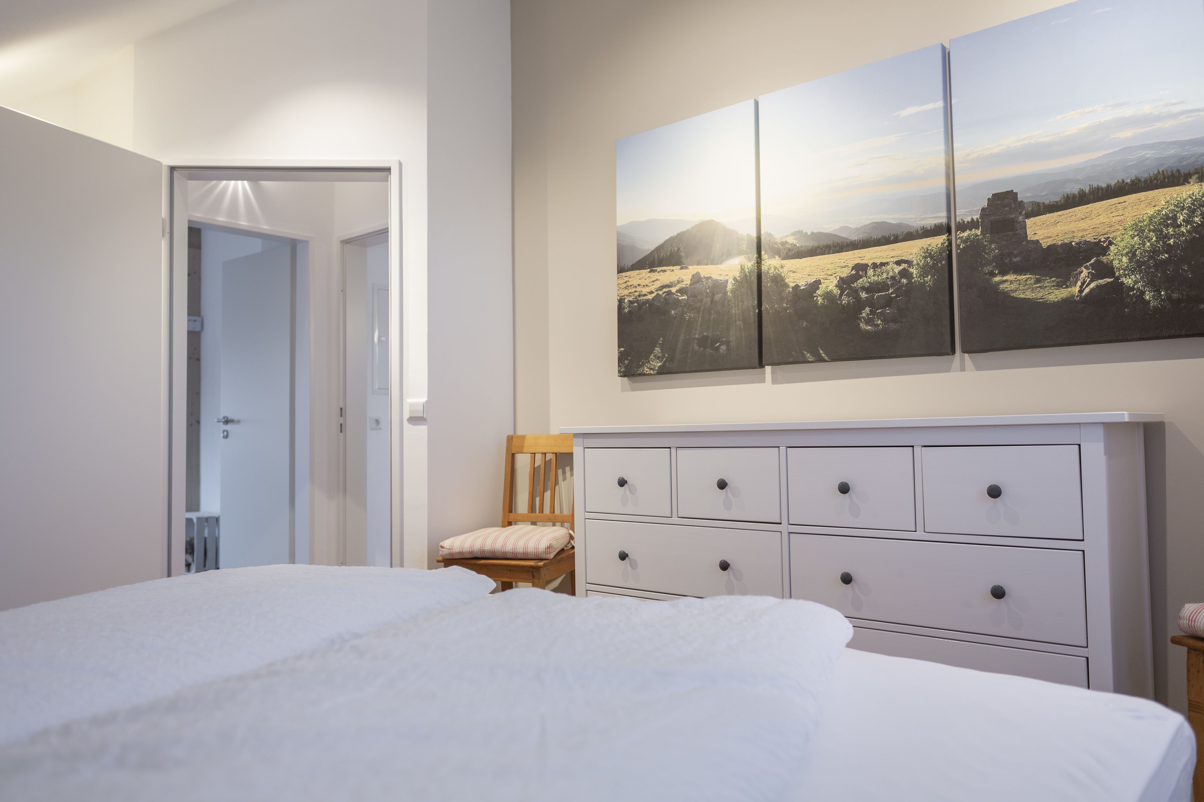 Design-Apartment, 2 Schlafzimmer, Balkon, Bergblick | 2 Schlafzimmer, Allergikerbettwaren, Verdunkelungsvorhänge