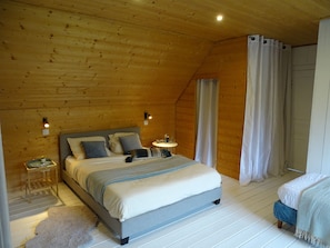 Cottage, 4 camere da letto | Con stile personalizzato, con arredamento individuale, una scrivania