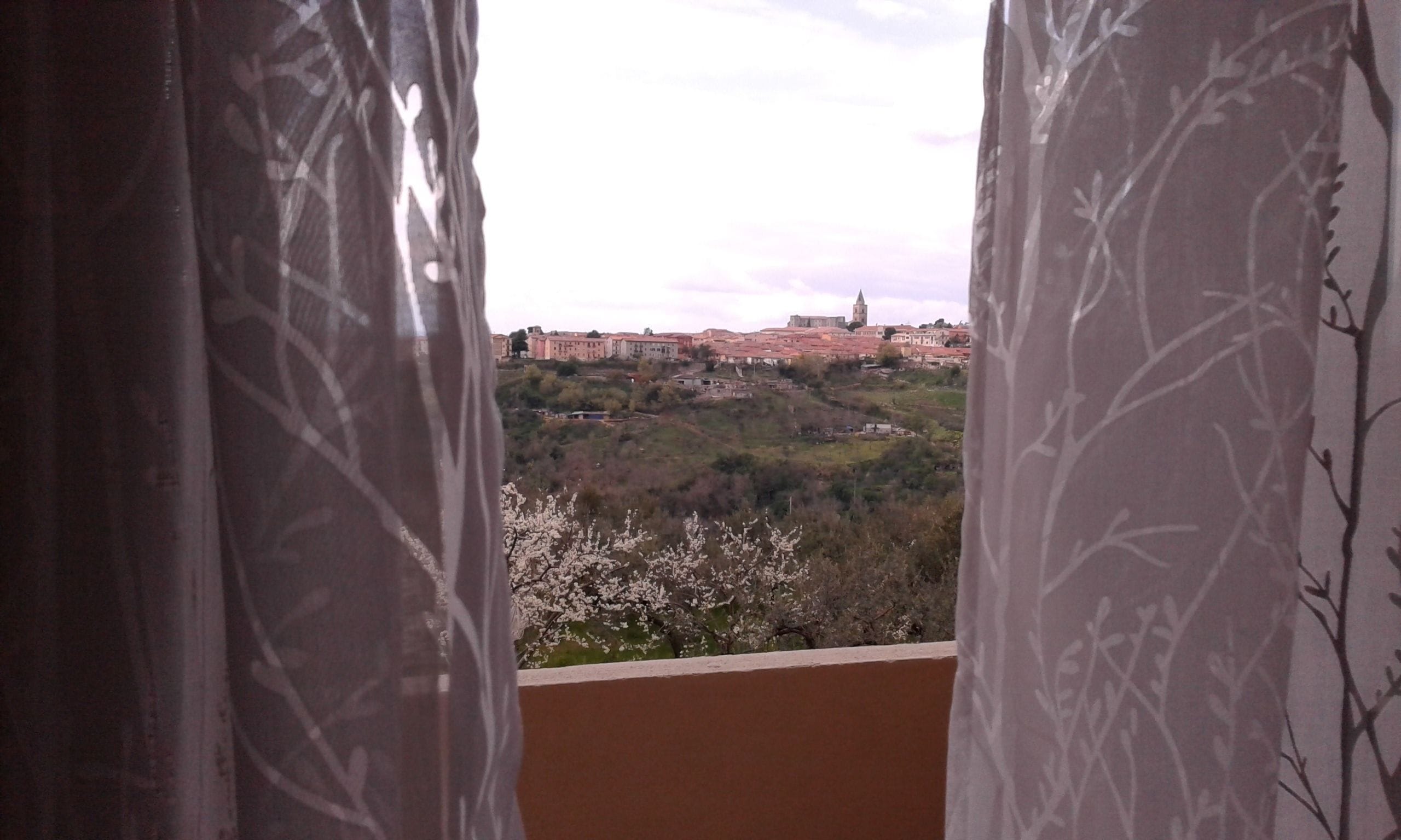 Quarto casal conforto, vista para o jardim | Vista para a cidade