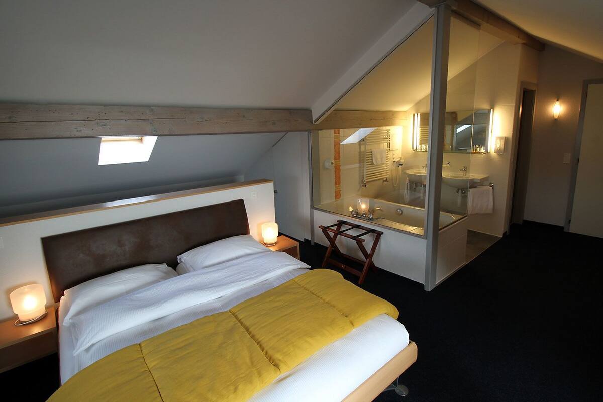 deluxe double room, 1 queen bed | minibar, in-room safe, free cots/infant beds, rollaway beds
