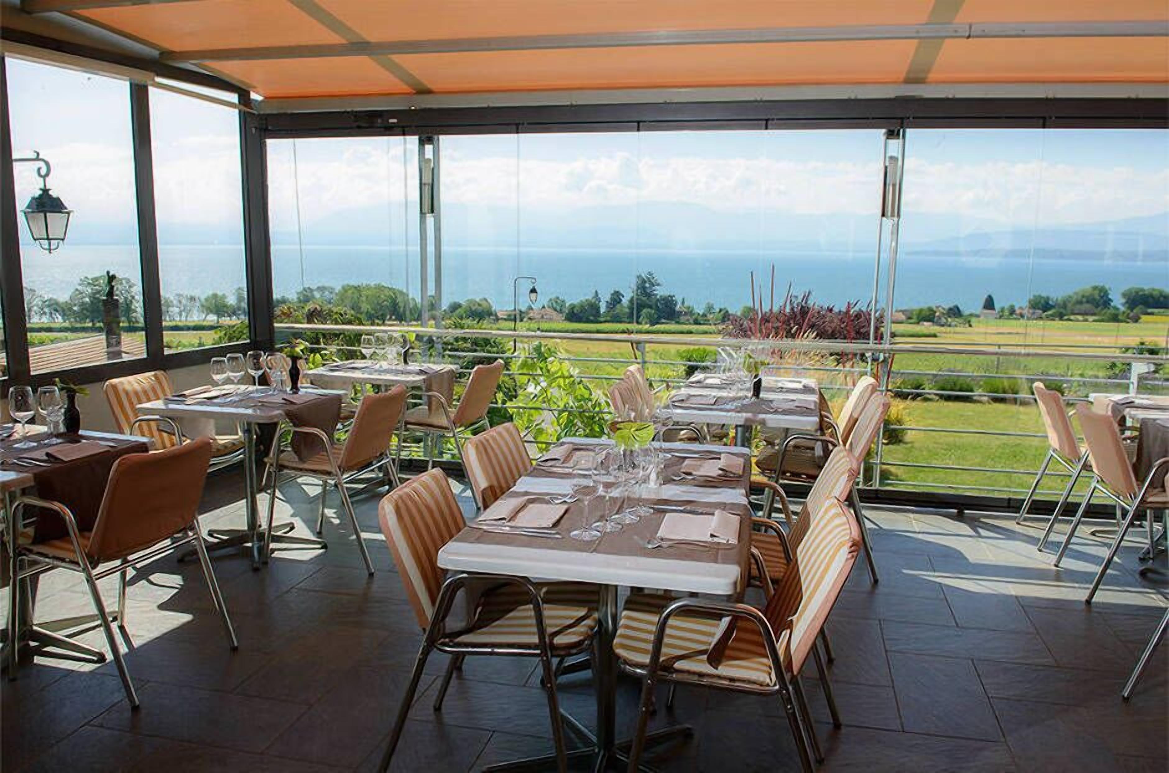 breakfast, lunch, dinner served; local cuisine