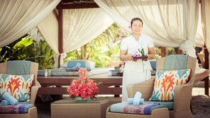 Körperbehandlungen, Tiefengewebe-Massagen, Thai-Massagen, Sportmassagen