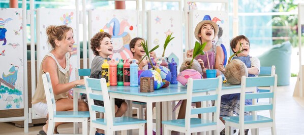 منطقة لعب الأطفال - داخلية