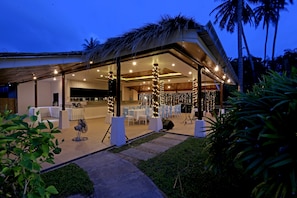 พื้นที่บาร์บีคิว/ปิกนิก