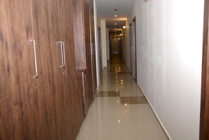 Interior - Ocean Suites Hotel (Mumbai)