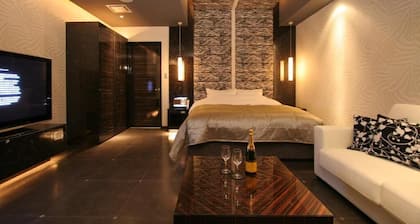 HOTEL W - Adults Only