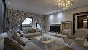 Exclusive Apartment, 2 Bedrooms | Living room