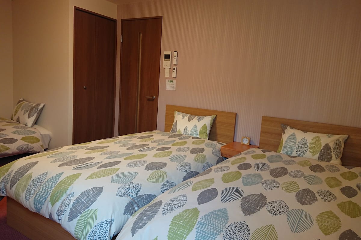 Standard Triple Room | Free WiFi