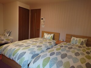 Standard Triple Room | Free WiFi - KYONOFUTABA (Kyoto)