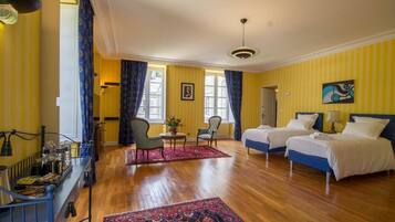 1 chambre, literie de qualité supérieure, décoration personnalisée