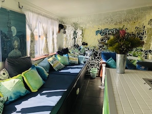 Living area - Cape Capsules (Cape Town)