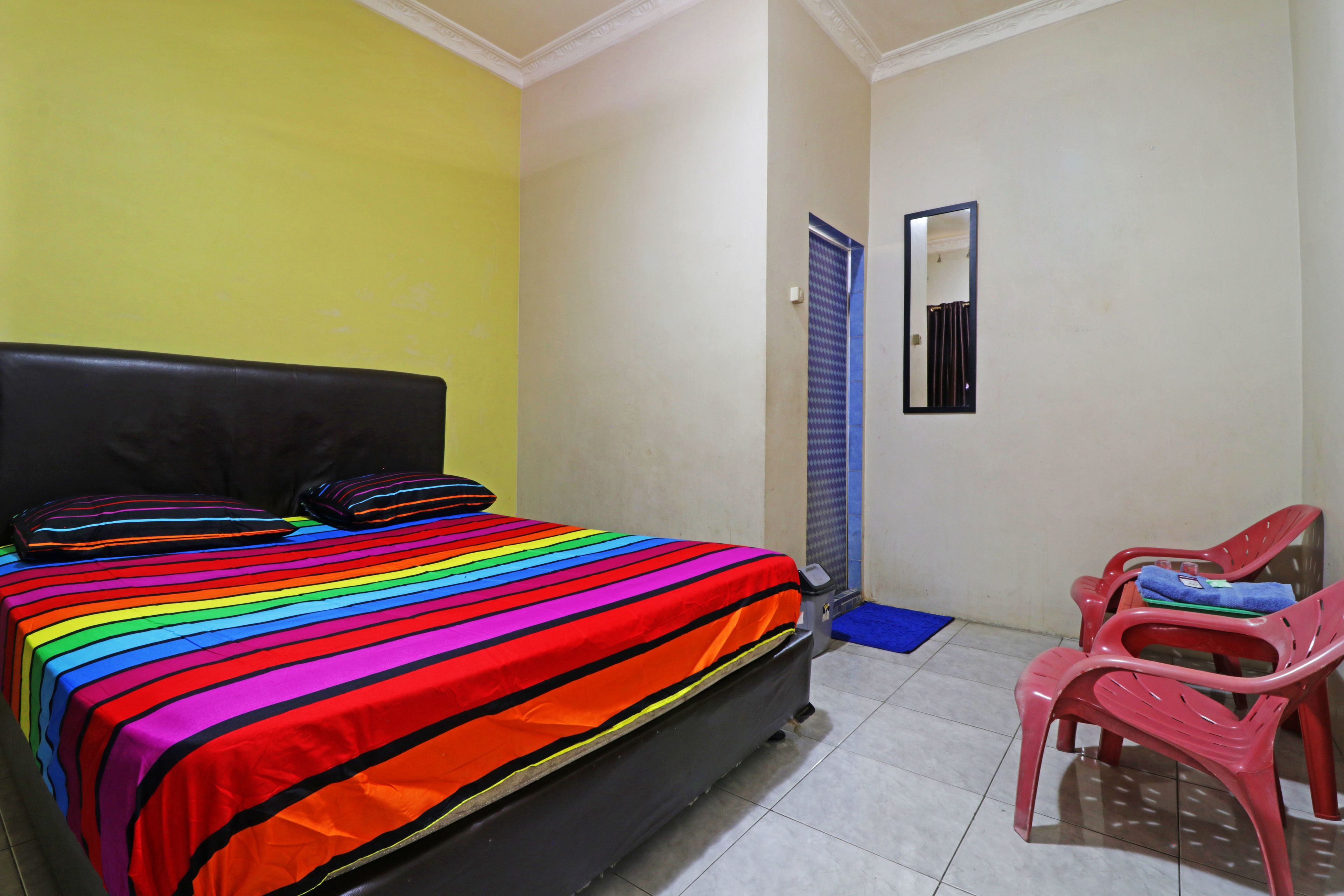 Standard Room | Desk, free WiFi, bed sheets