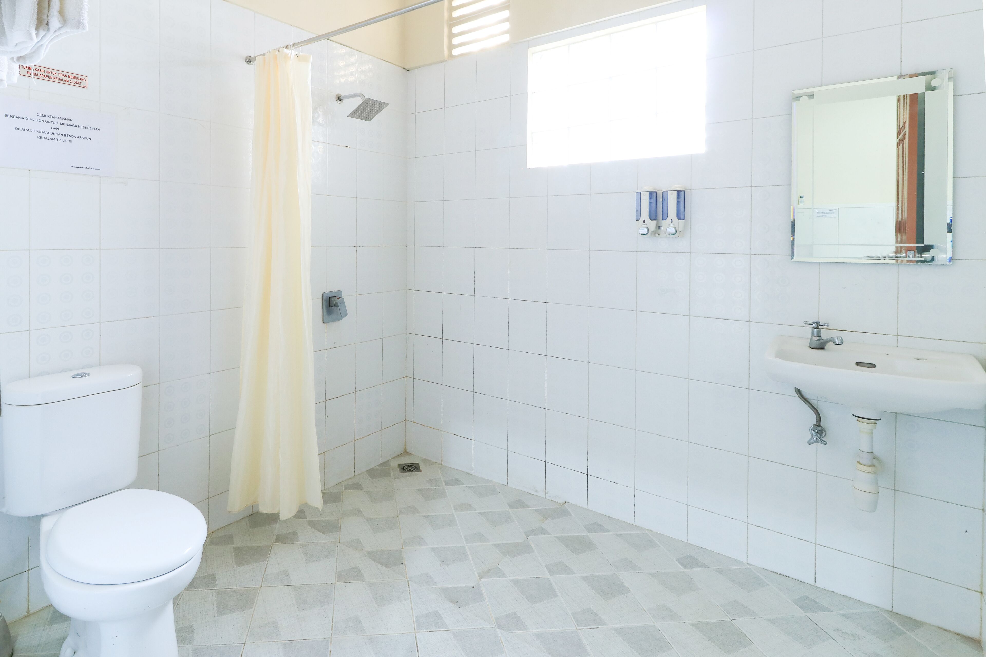 Photo - Andrin Daspatt Hotel