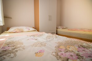 Villa, Private Pool | Desk, iron/ironing board, free WiFi, bed sheets - Villa Blossom (Mostar)