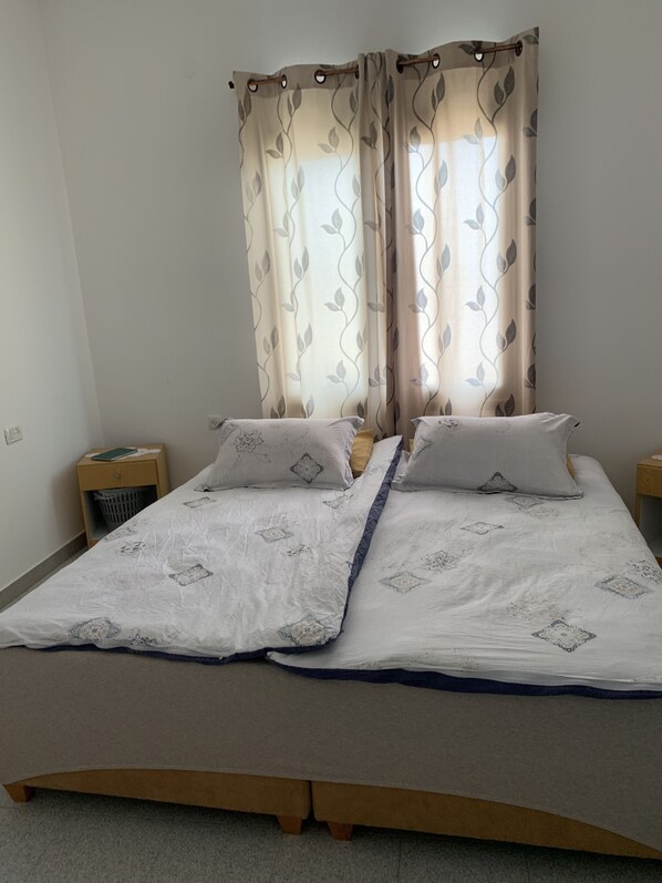 Appartement Tradition, plusieurs lits | 3 chambres, bureau, Wi-Fi gratuit, draps fournis