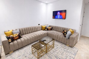 Superior Apartment, 2 Bedrooms | Living area