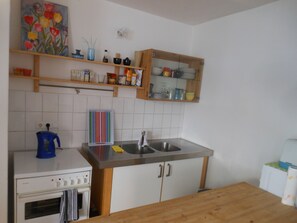 公寓客房, 1 間臥室 | 私人廚房 | 電冰箱、微波爐、烤箱、爐台