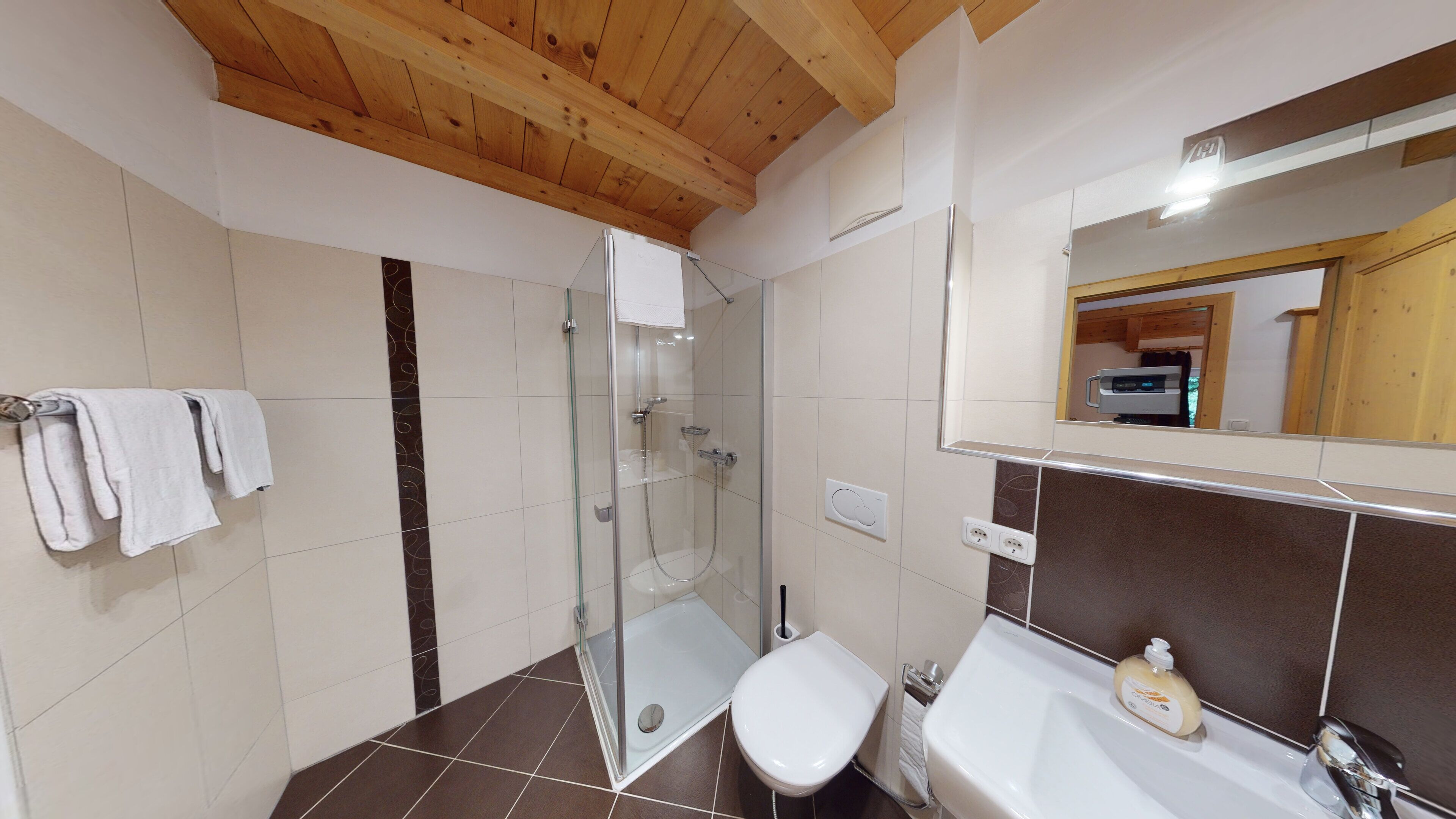 Comfort Apartment (Snow) | Bathroom