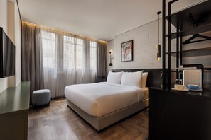 华丽客房 | 1 多间卧室、办公桌、免费 WiFi、床单