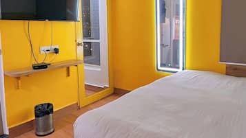Grand Room | In-room safe, individually decorated, individually furnished, desk