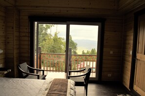 Luxury Room, 1 Queen Bed