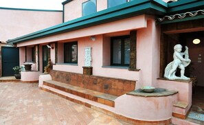 Exterior - Le Giare (Trecastagni)